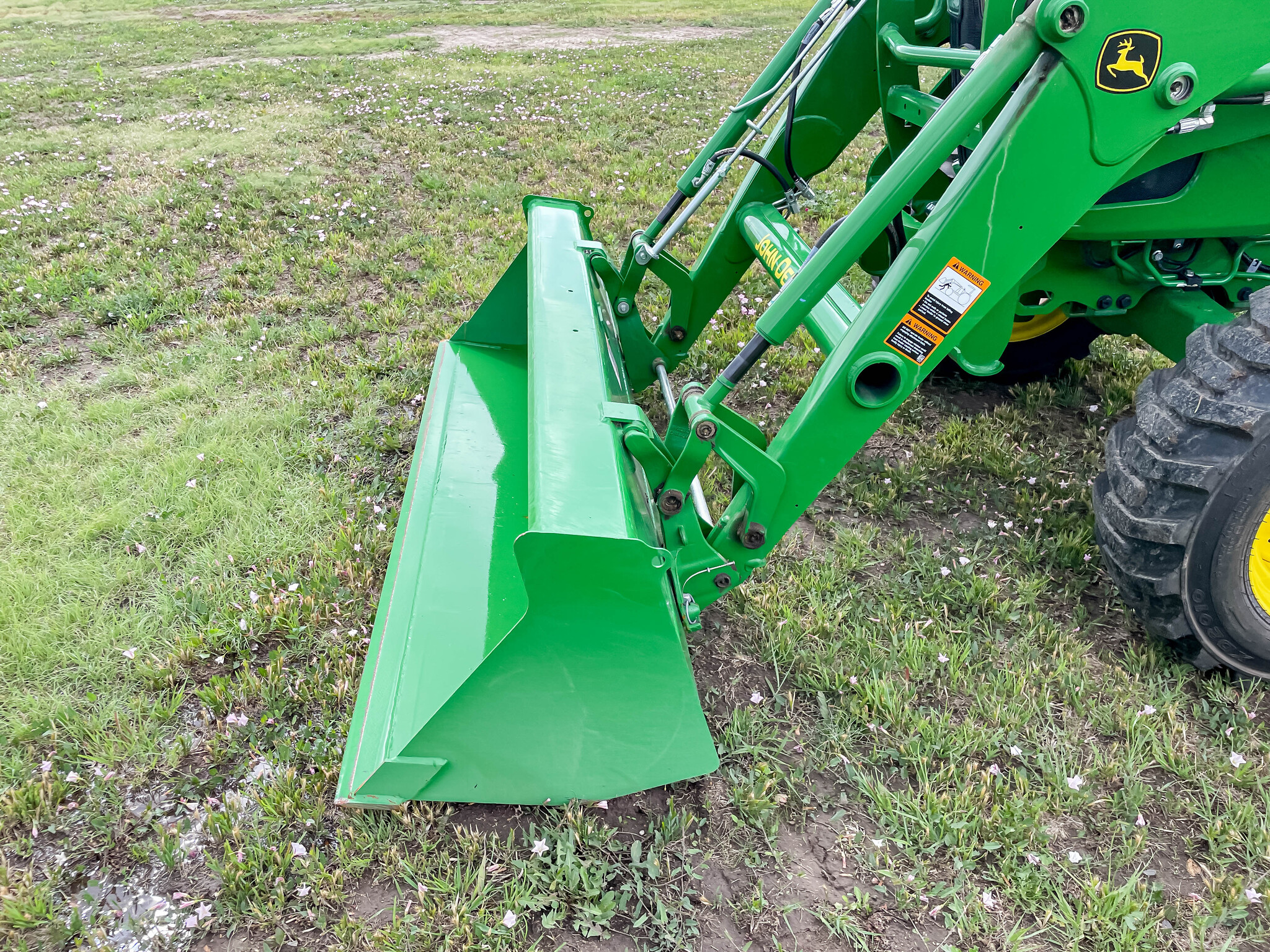  2022 John Deere 4052R at LandMark in Red Cloud, NE