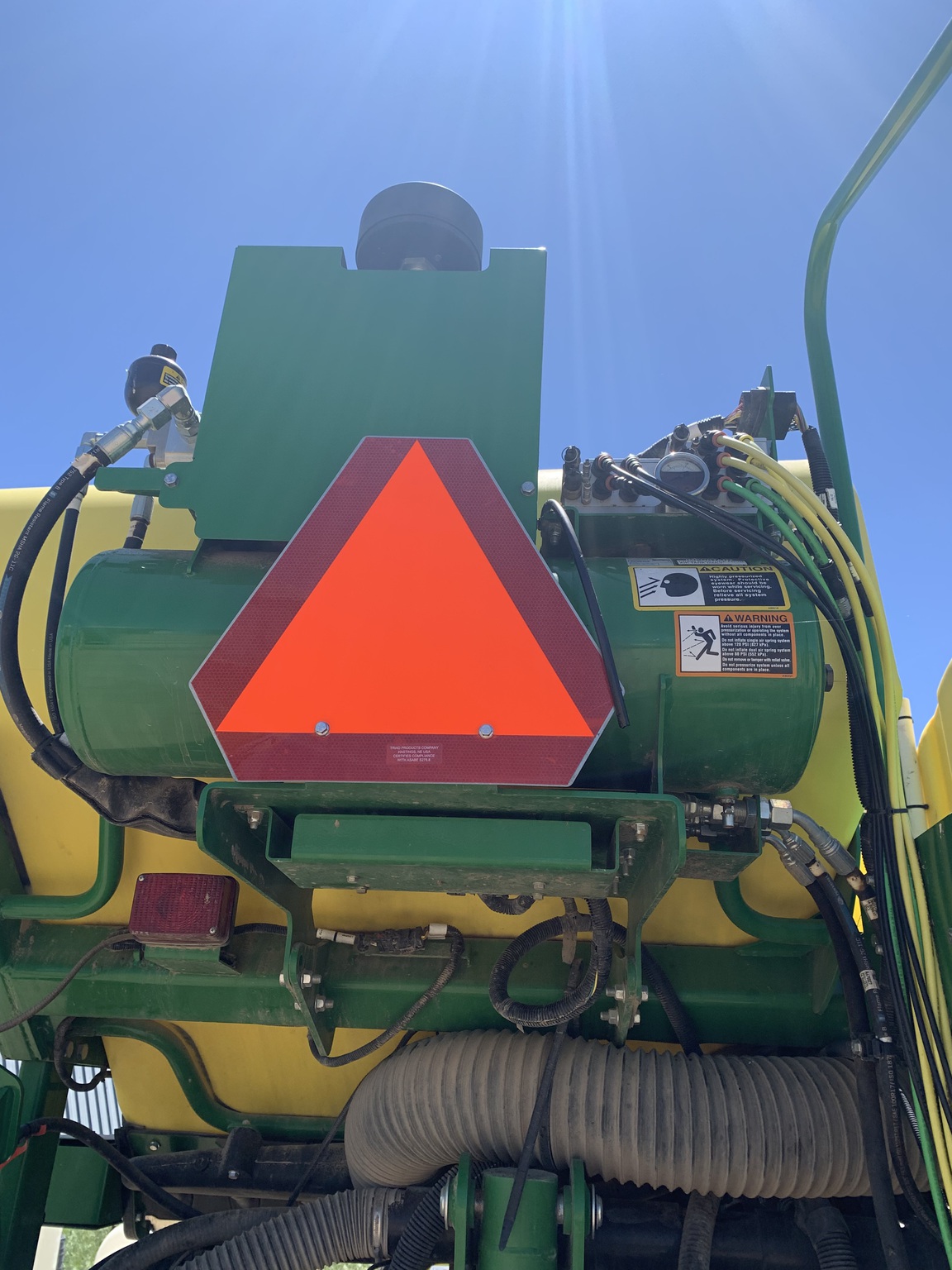  2017 John Deere 1775NT at LandMark in Arapahoe, NE