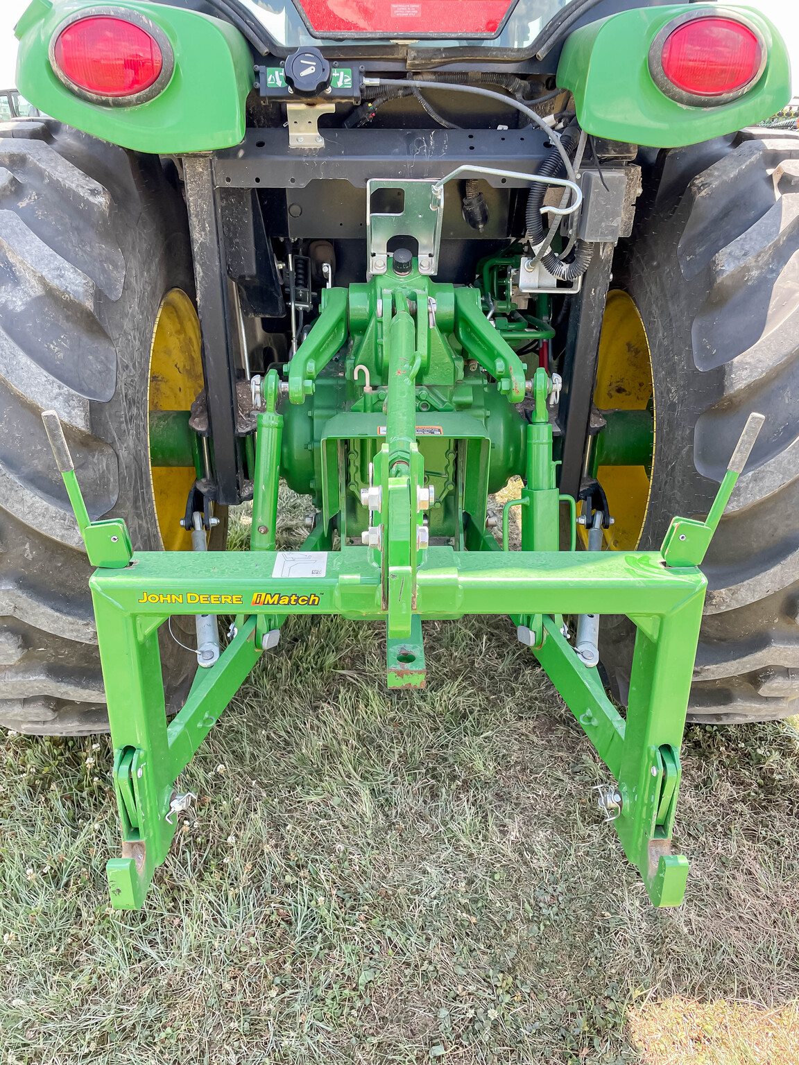  2022 John Deere 4052R at LandMark in Beatrice, NE