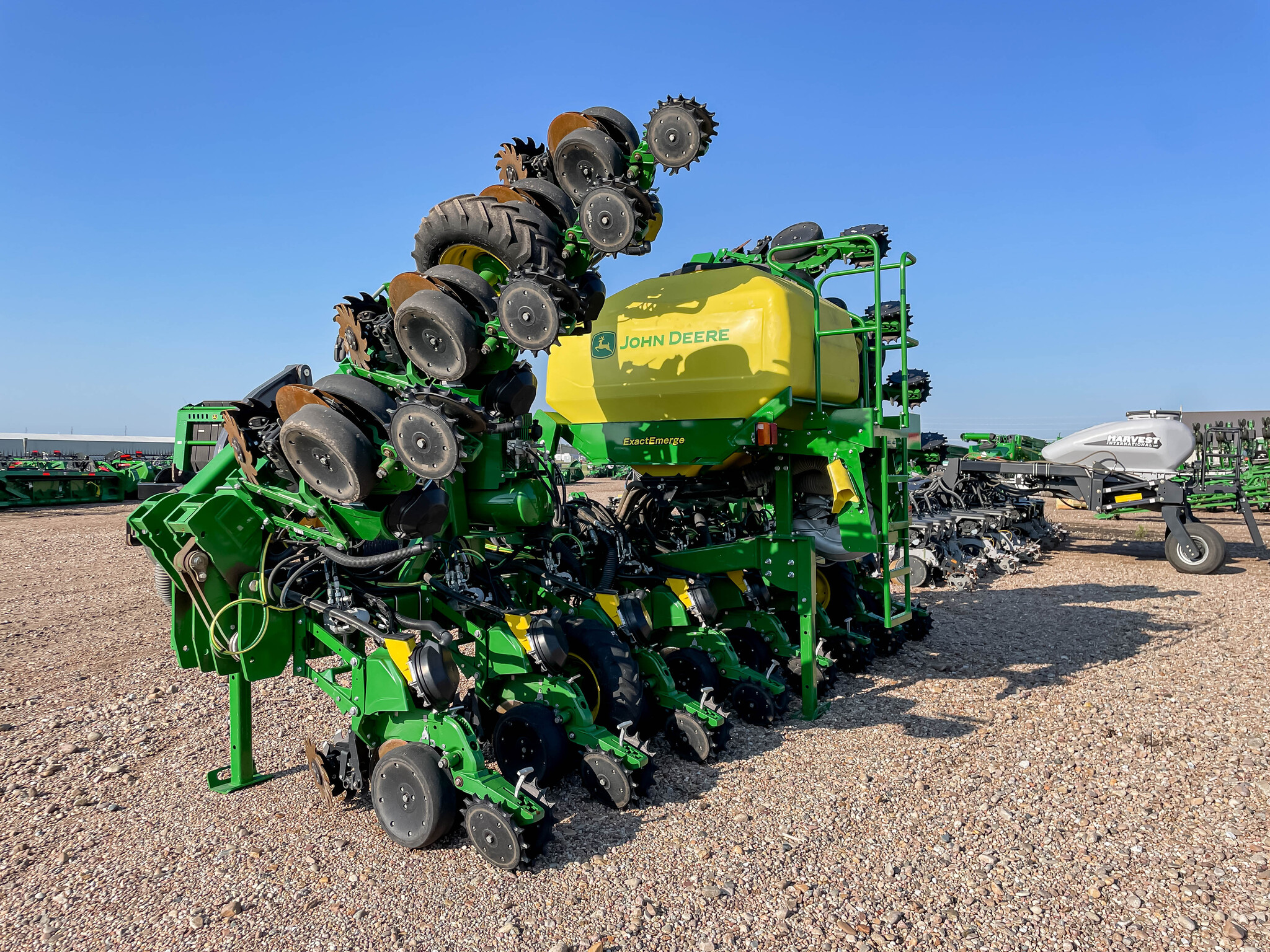  2022 John Deere DR16 PUK at LandMark in Minden, NE