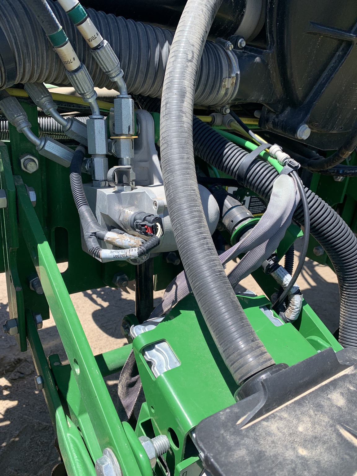  2017 John Deere 1775NT at LandMark in Arapahoe, NE