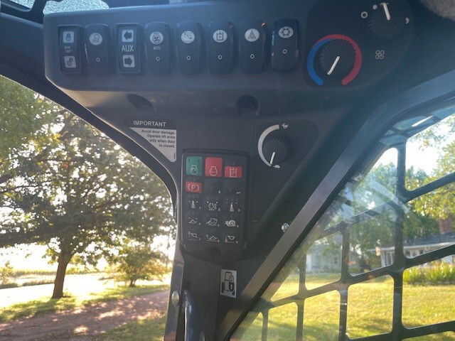  2016 John Deere 332E at LandMark in Kearney, NE