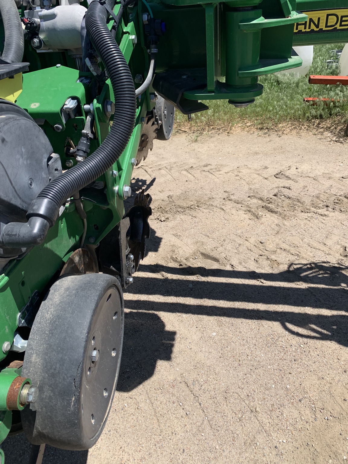  2017 John Deere 1775NT at LandMark in Arapahoe, NE