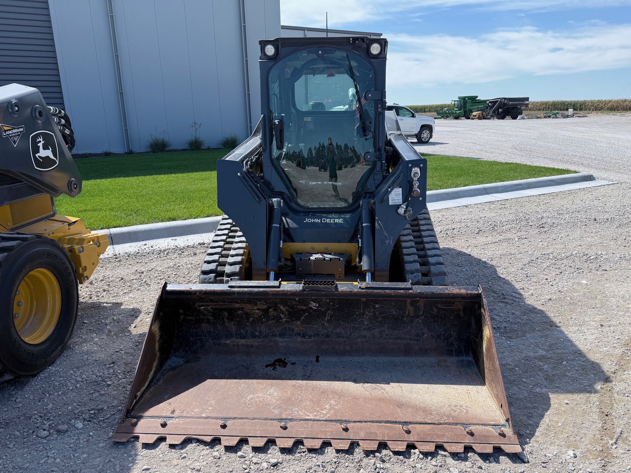  2024 John Deere 325G at LandMark in Hastings, NE
