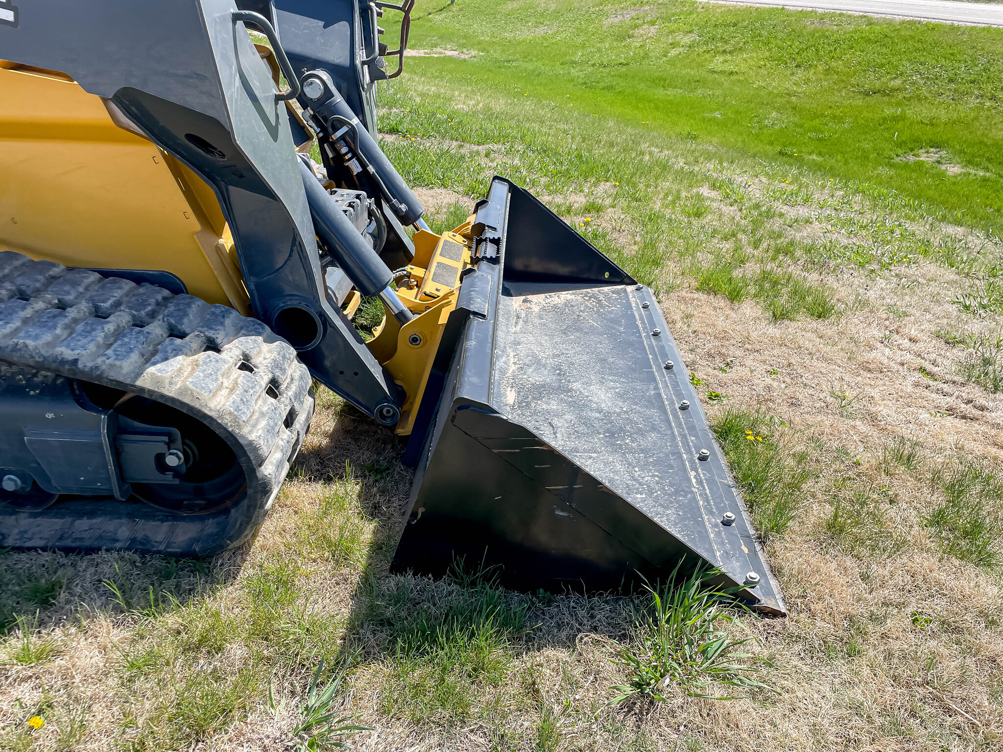  2023 John Deere 333G at LandMark in Smith Center, KS