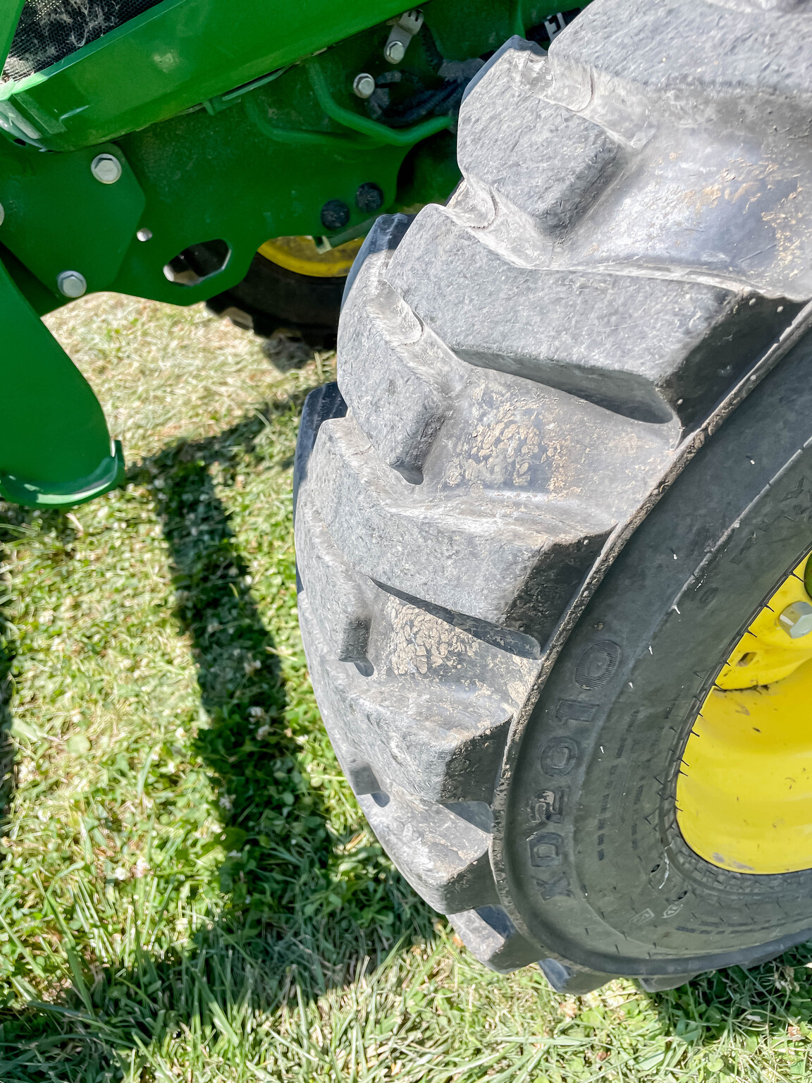  2022 John Deere 4052R at LandMark in Beatrice, NE