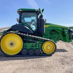  2022 John Deere 8RT 370 at LandMark in Minden, NE