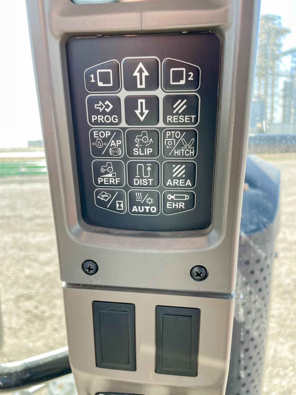  2017 Case Ih Magnum 340 Rowtrac at LandMark in Holdrege, NE