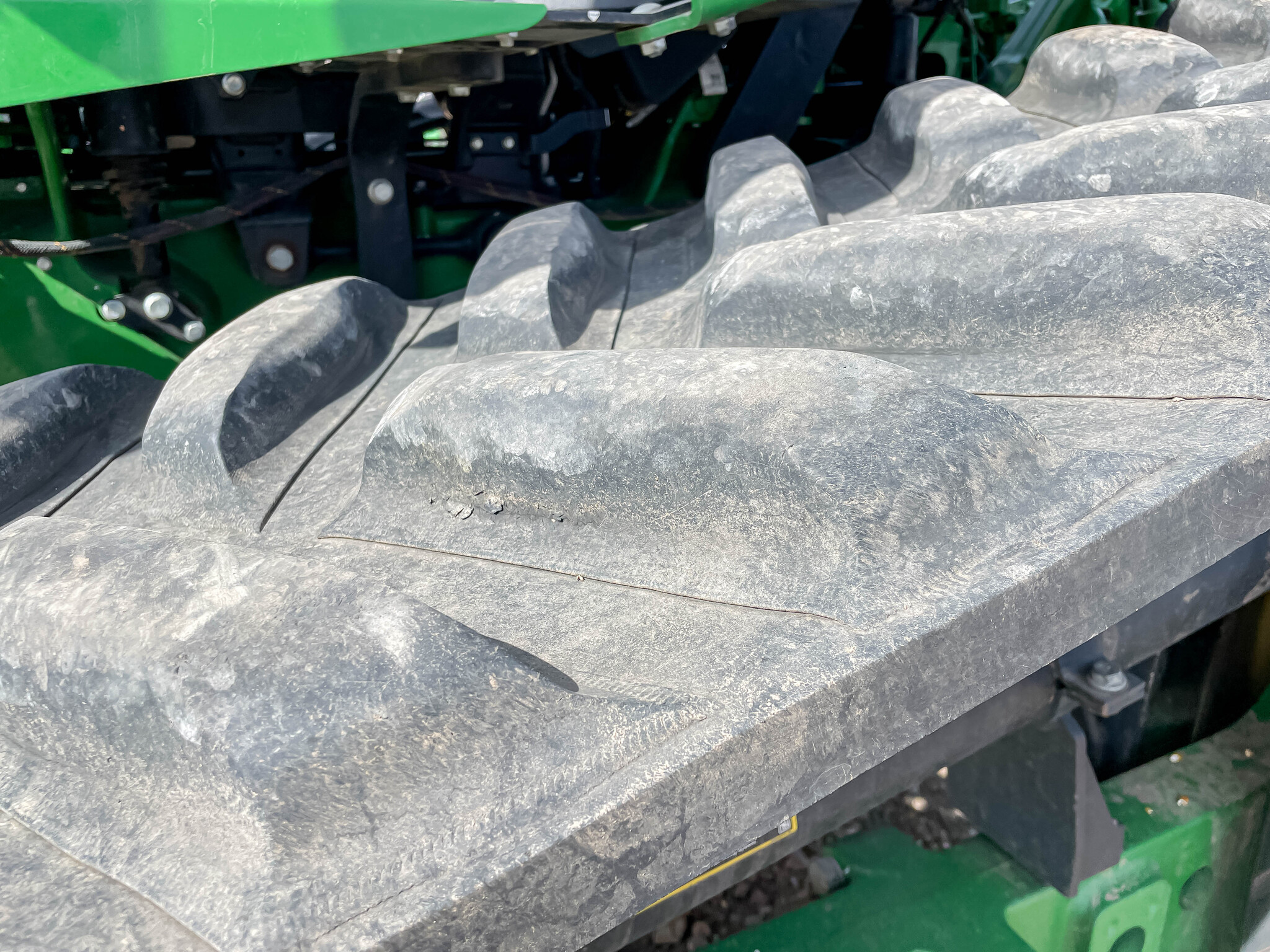  2022 John Deere 8RT 370 at LandMark in Minden, NE