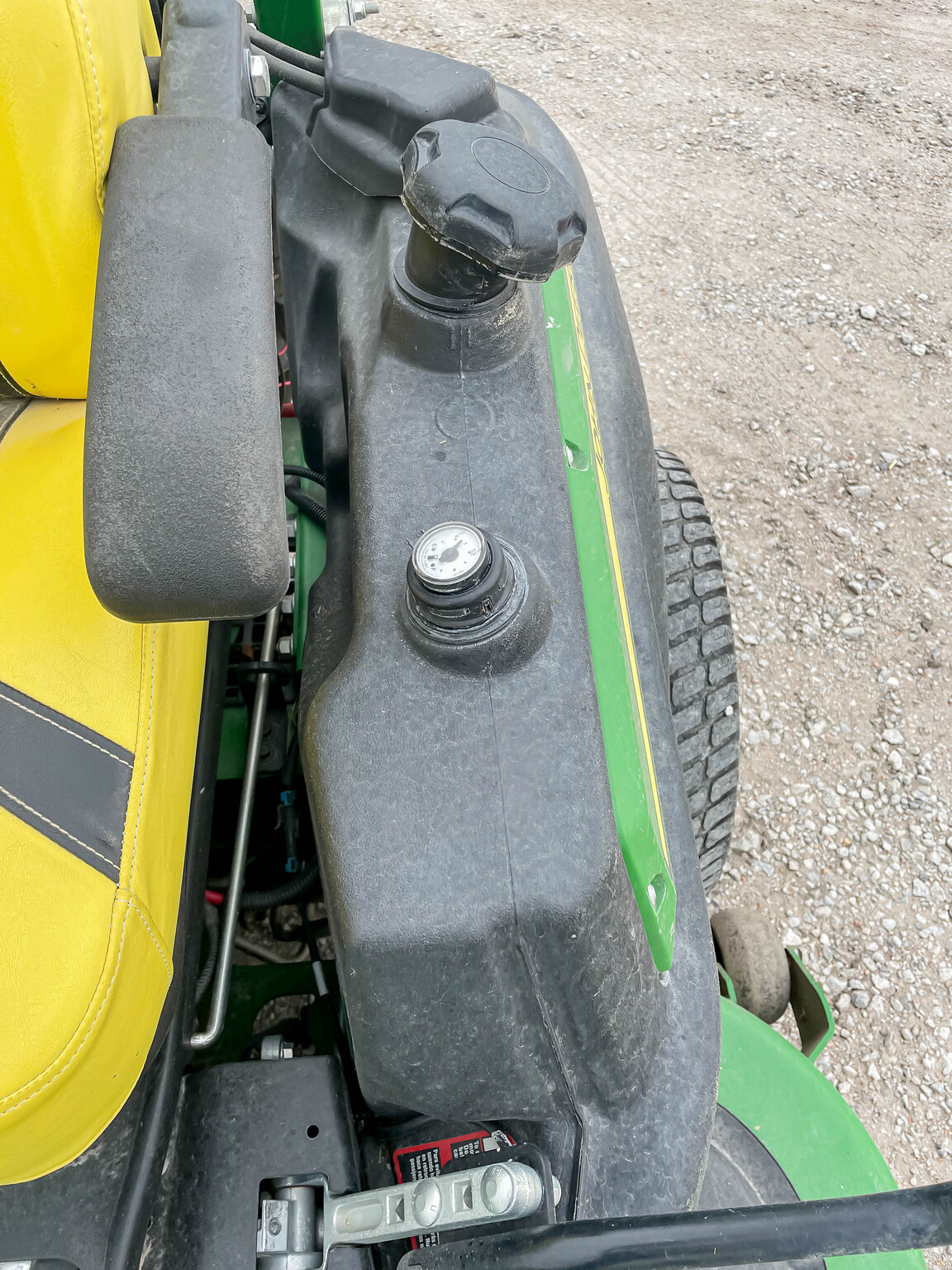  2019 John Deere Z950R at LandMark in Kearney, NE