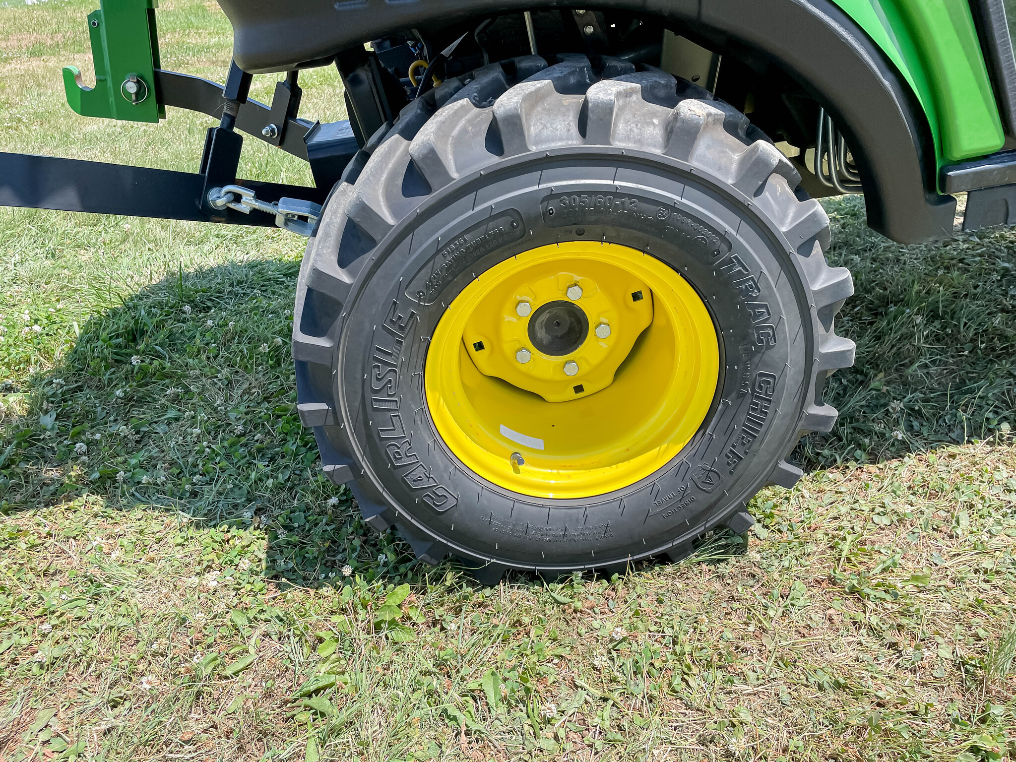  2022 John Deere 1025R at LandMark in Hastings, NE