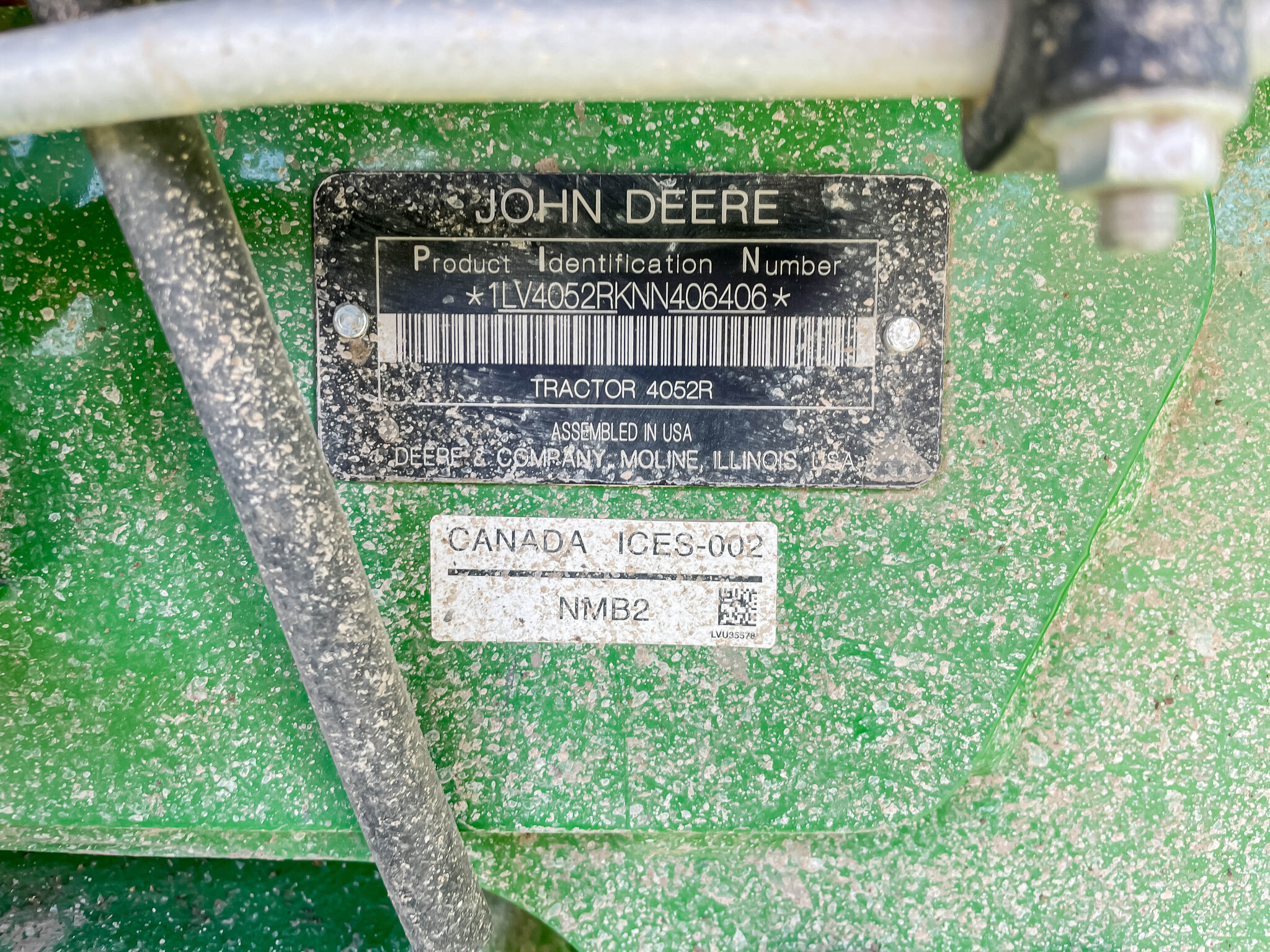  2022 John Deere 4052R at LandMark in Beatrice, NE