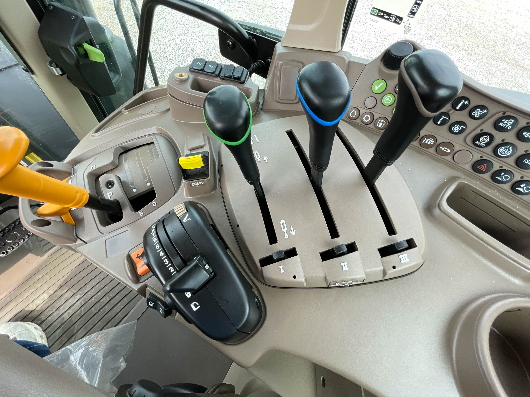  2023 John Deere 6155M at LandMark in Superior, NE