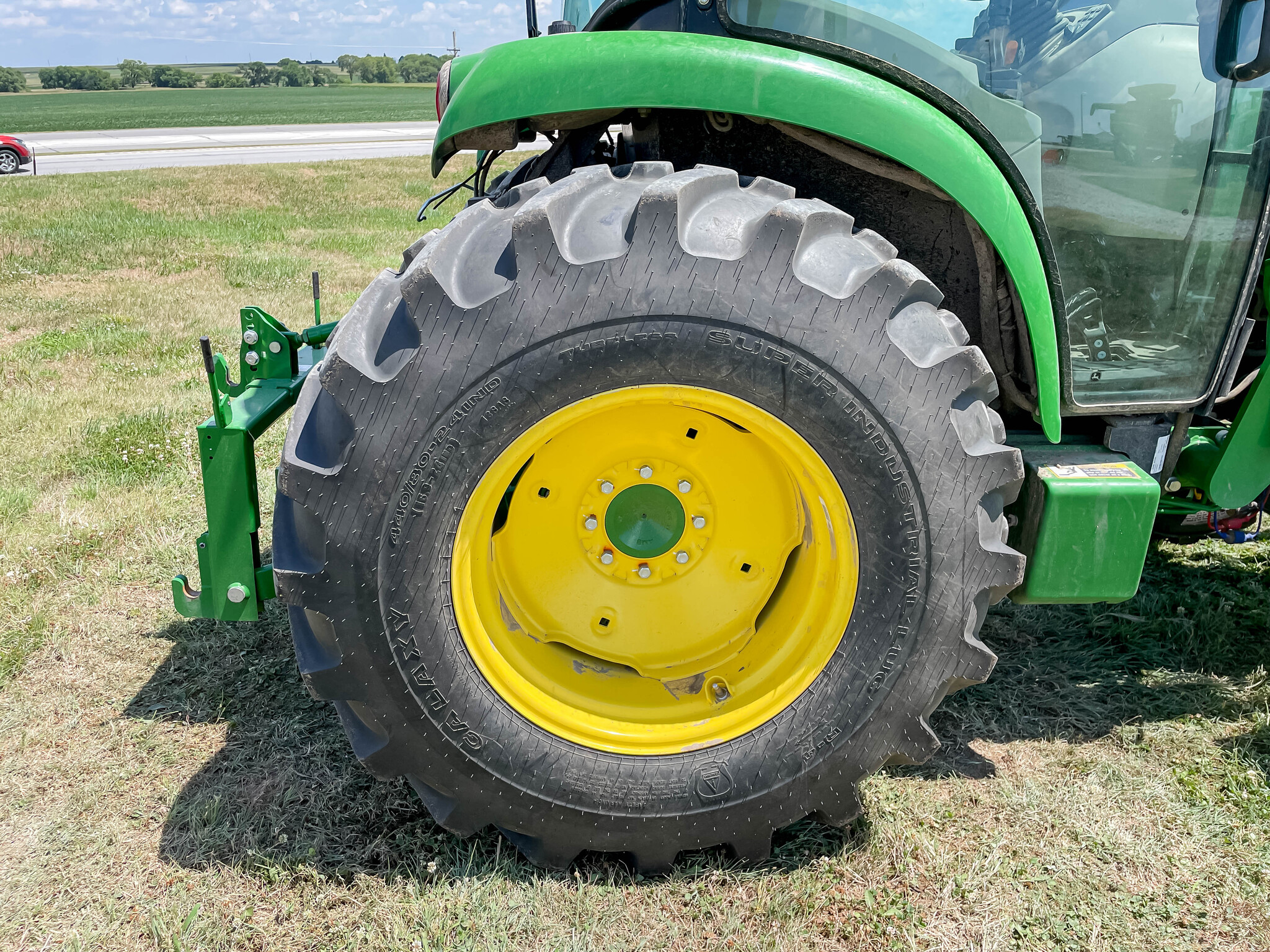  2022 John Deere 4052R at LandMark in Beatrice, NE