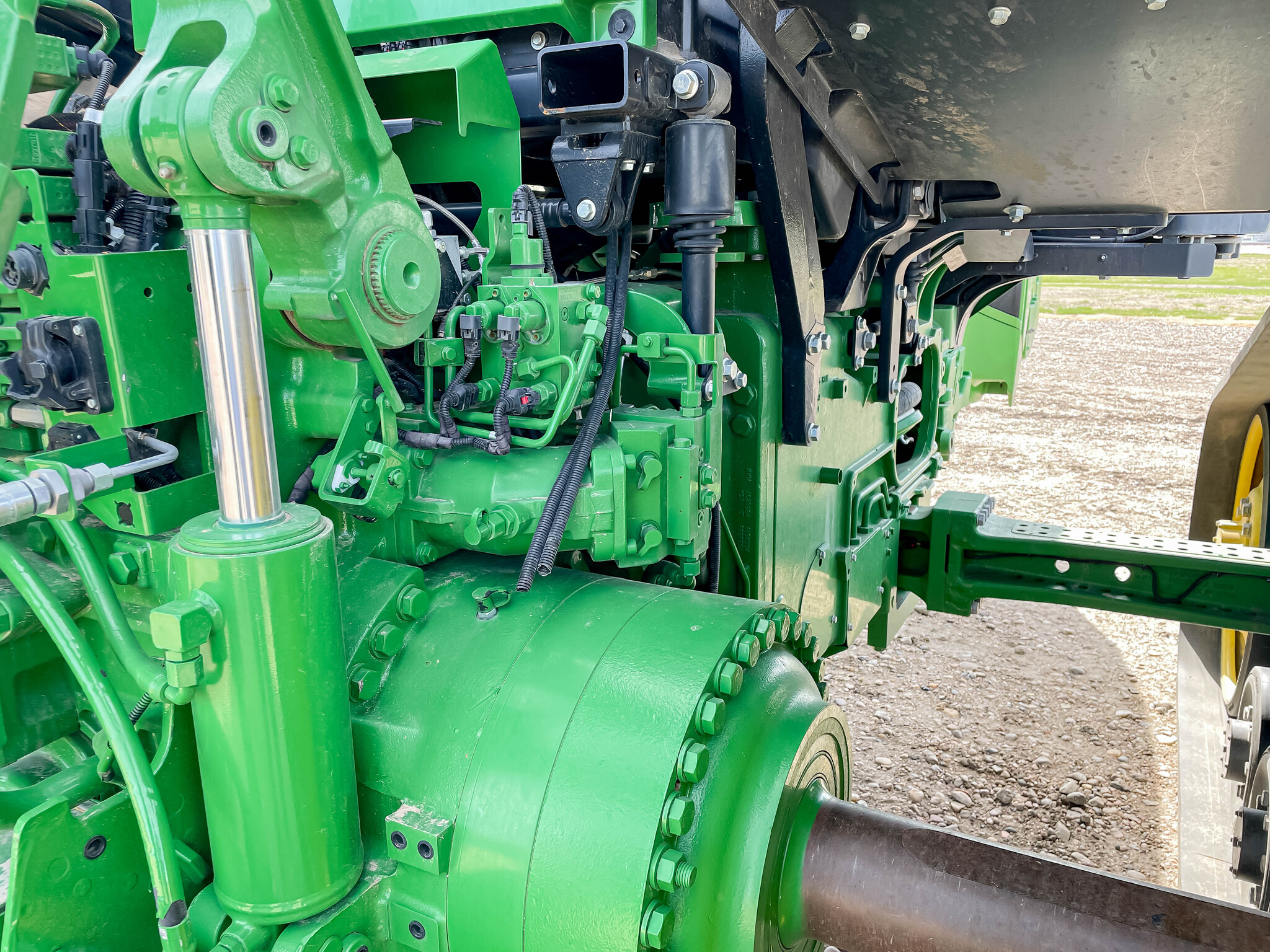  2022 John Deere 8RT 370 at LandMark in Minden, NE