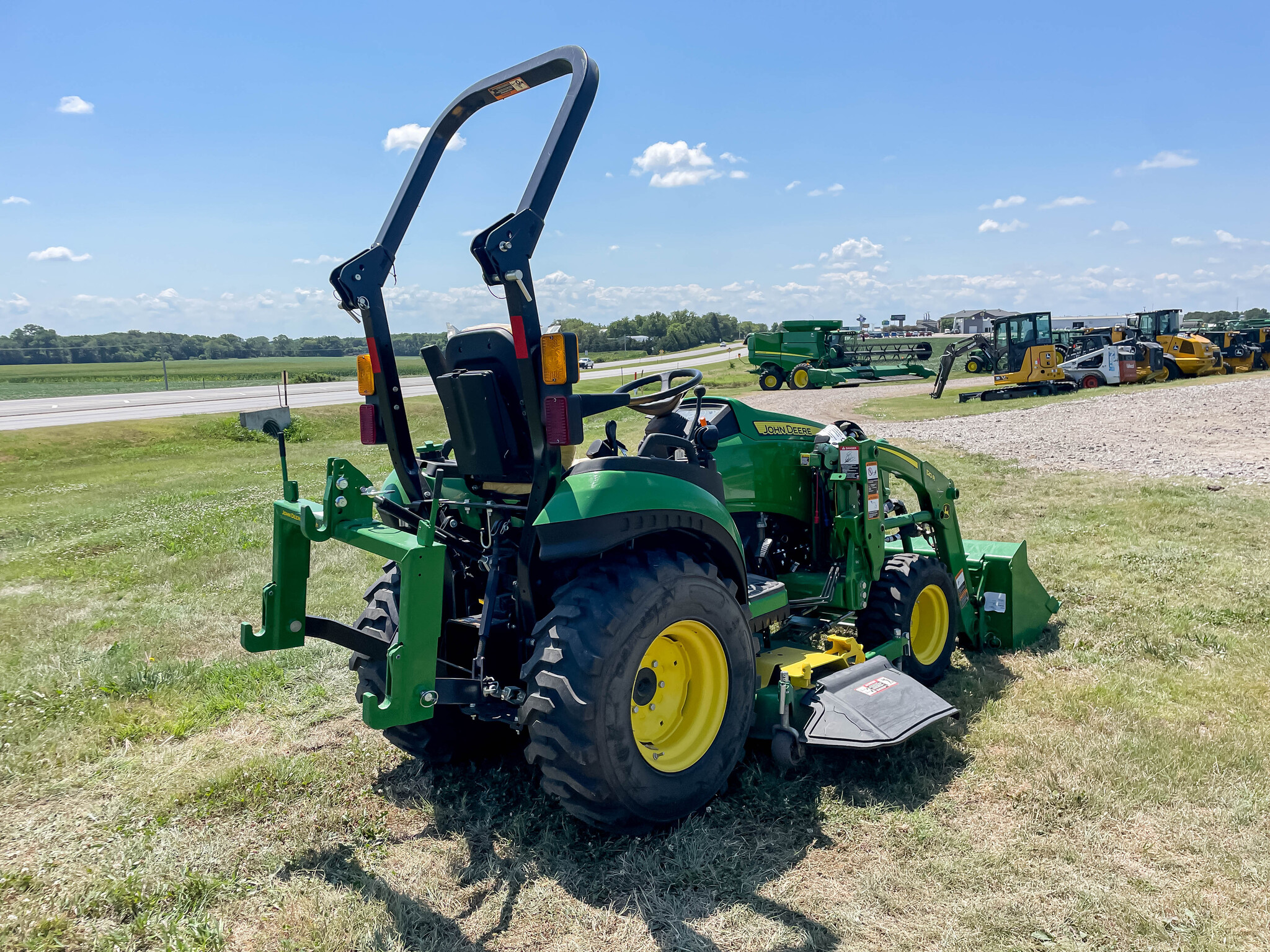  2023 John Deere 2025R at LandMark in Beatrice, NE