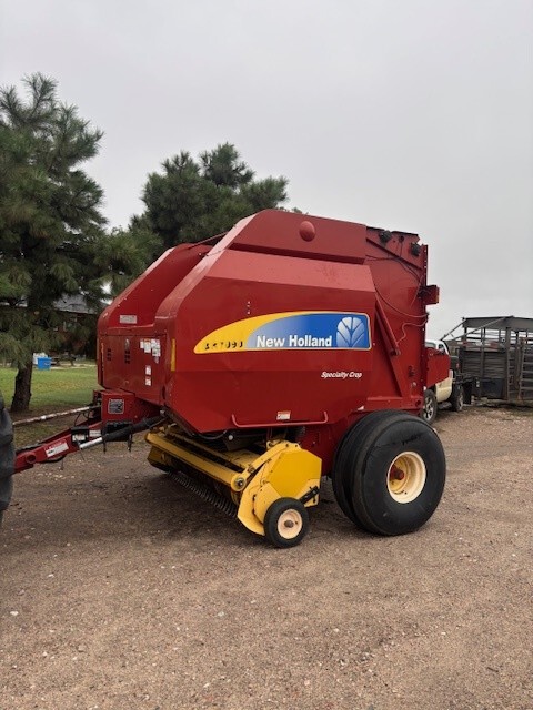  2012 NEW HOLLAND BR7090 at LandMark in Phillipsburg, KS