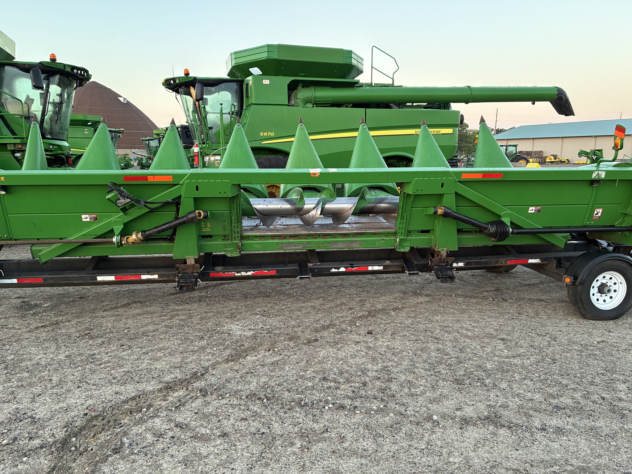  2010 John Deere 608C at LandMark in Gothenburg, NE