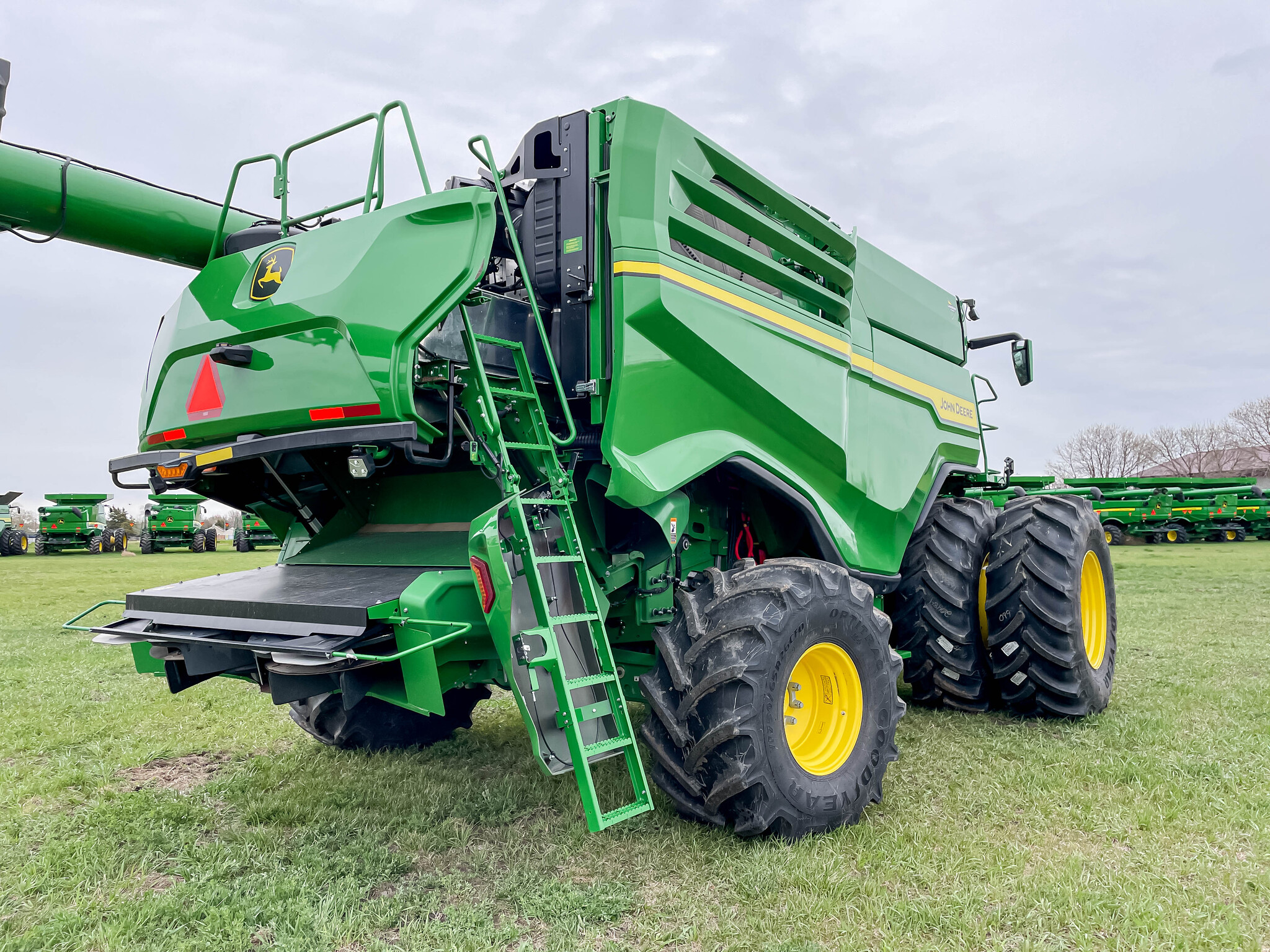  2023 John Deere X9 1100 at LandMark in Beatrice, NE