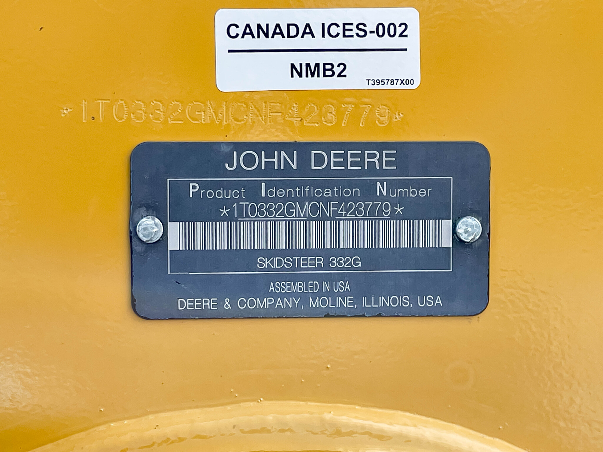  2022 John Deere 332G at LandMark in Superior, NE