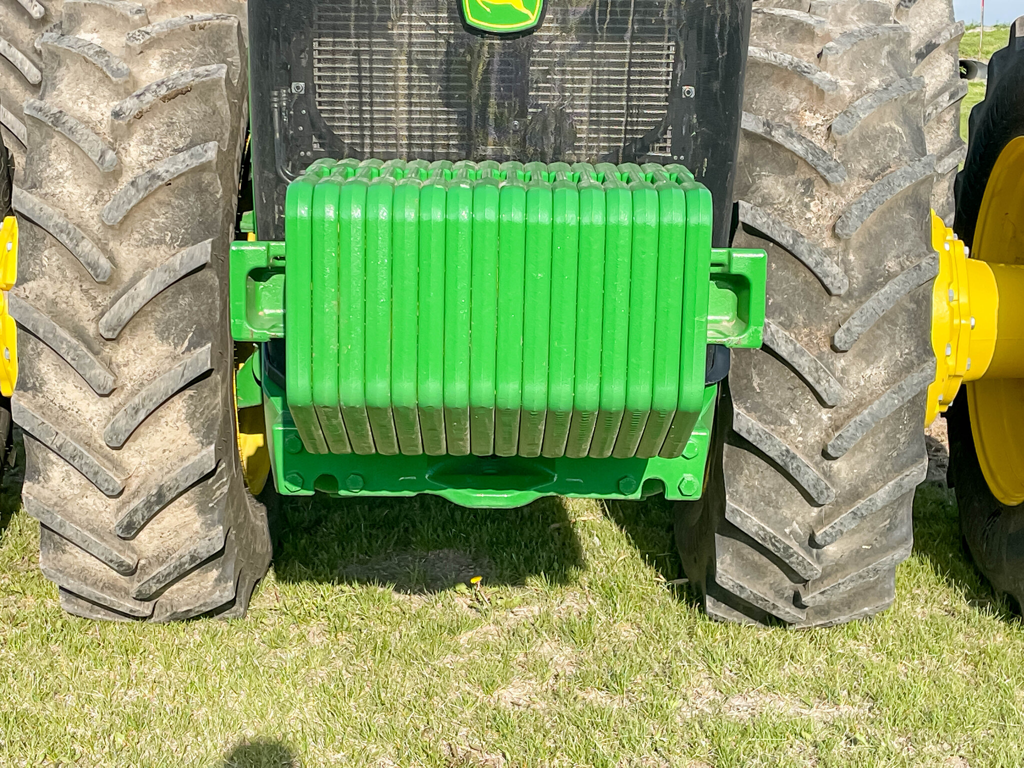  2023 John Deere 8R 370 at LandMark in Hastings, NE