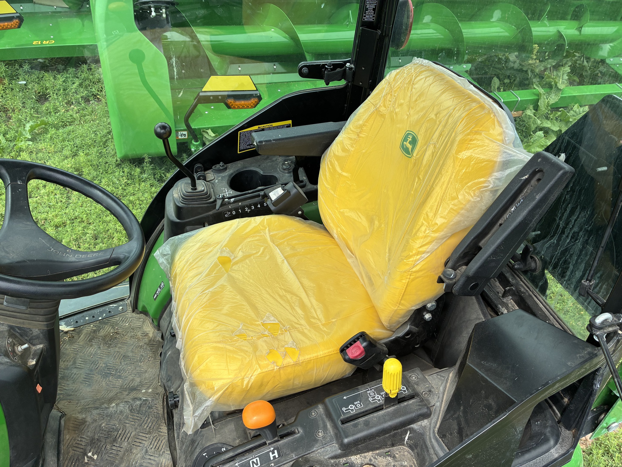  2021 John Deere 2025R at LandMark in Lexington, NE