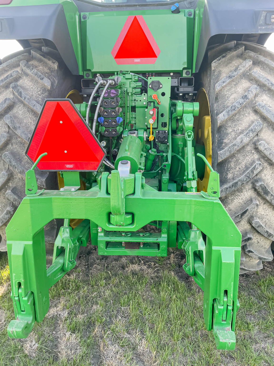  2023 John Deere 8R 370 at LandMark in Hastings, NE