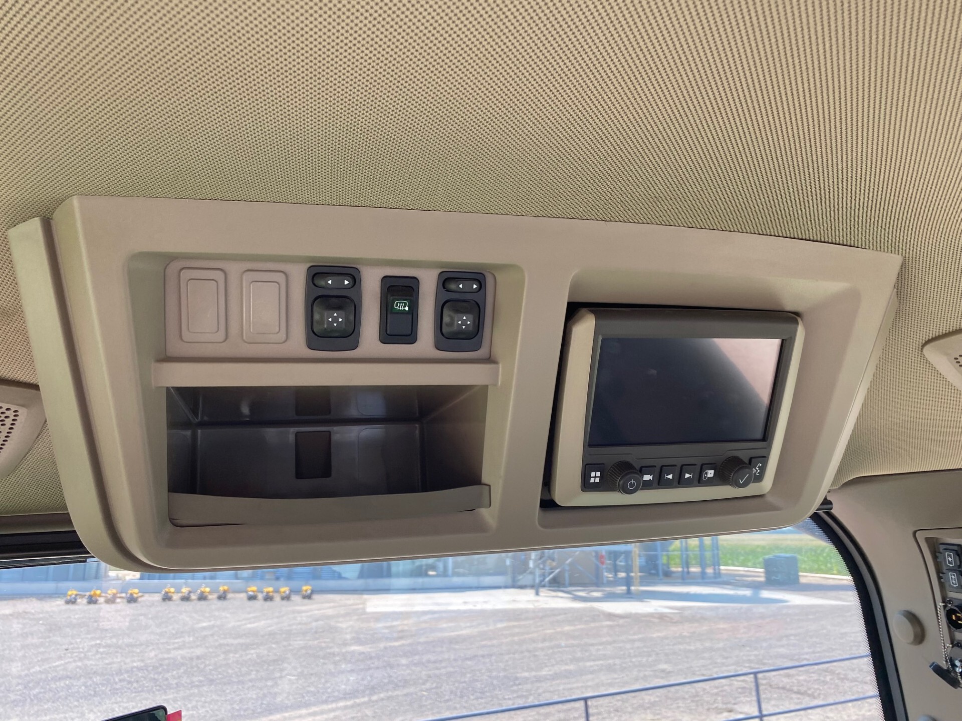  2024 John Deere 8R 340 at LandMark in Kearney, NE