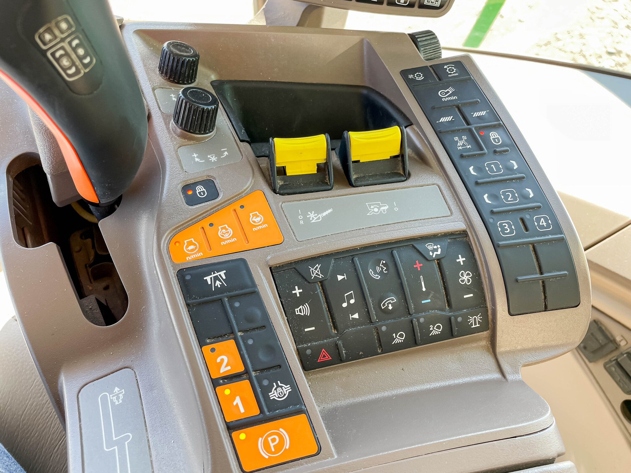  2023 John Deere S780 at LandMark in Lexington, NE