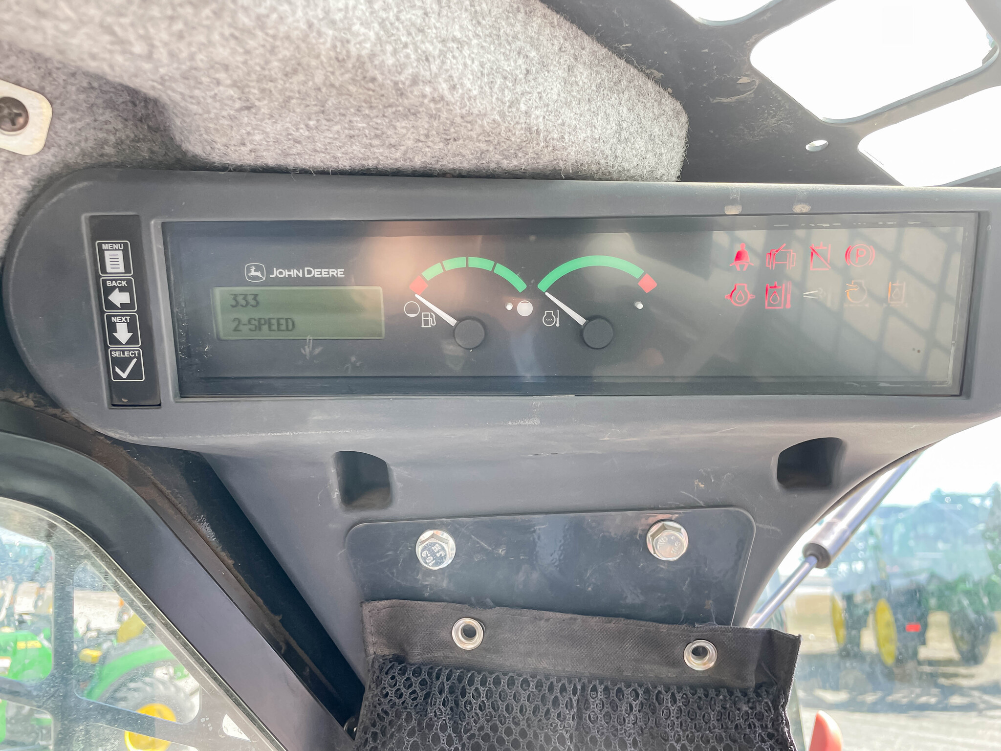  2022 John Deere 333G at LandMark in Holdrege, NE